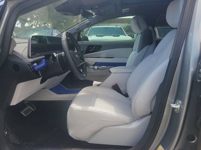 2027 Cadillac OPTIQ Luxury