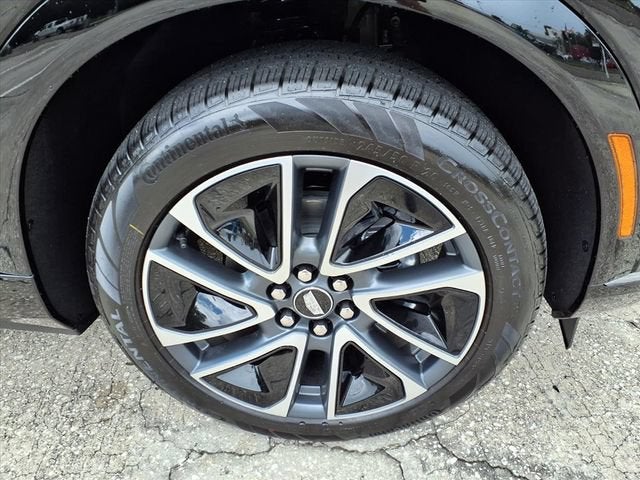 2027 Cadillac OPTIQ Sport