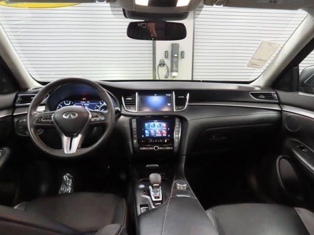 2022 INFINITI QX50 LUXE