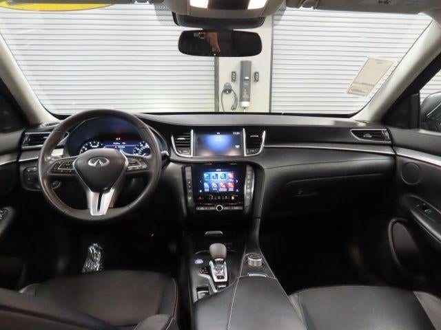 2022 INFINITI QX50 LUXE