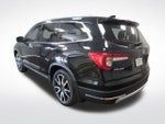 2021 Honda Pilot Touring 8-Passenger