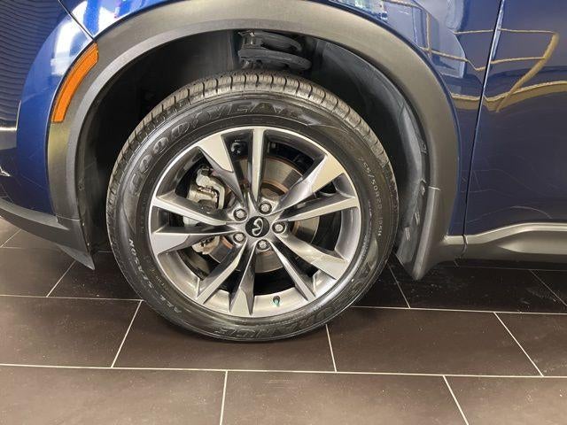 2022 INFINITI QX60 LUXE