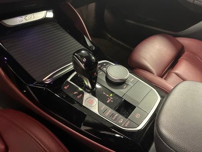 2023 BMW X4 xDrive30i