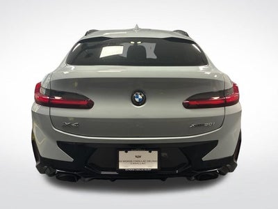 2023 BMW X4 xDrive30i