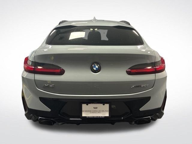 2023 BMW X4 xDrive30i