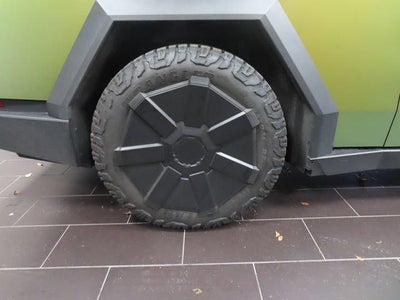 2024 Tesla Cybertruck Cyberbeast