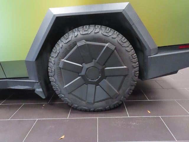 2024 Tesla Cybertruck Cyberbeast