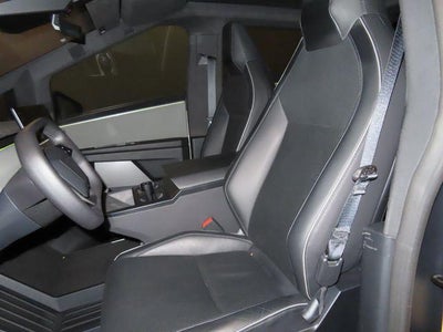 2024 Tesla Cybertruck Cyberbeast