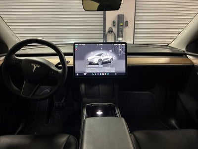 2024 Tesla Model Y Base