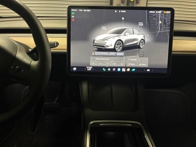 2024 Tesla Model Y Base