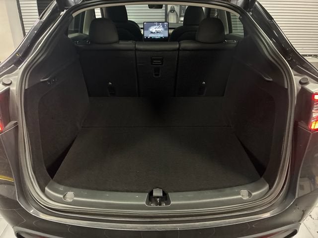 2024 Tesla Model Y Base