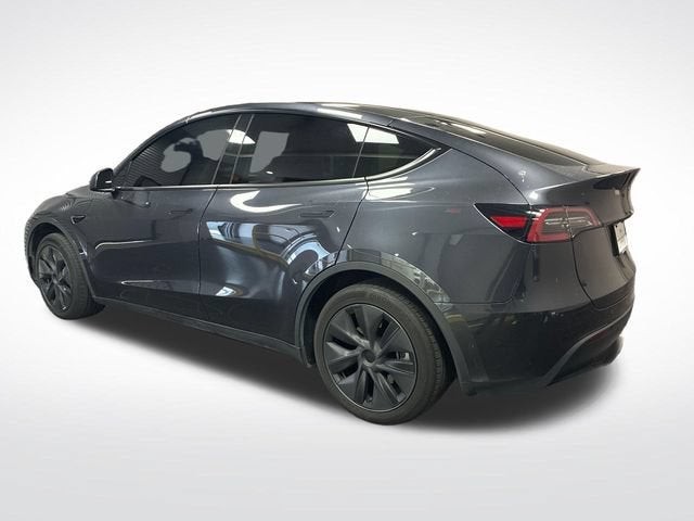 2024 Tesla Model Y Base
