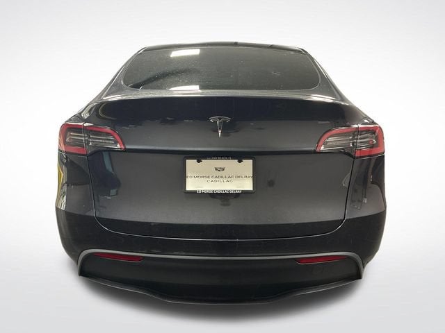2024 Tesla Model Y Base