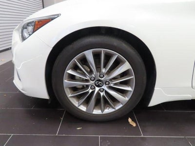 2023 INFINITI Q50 LUXE