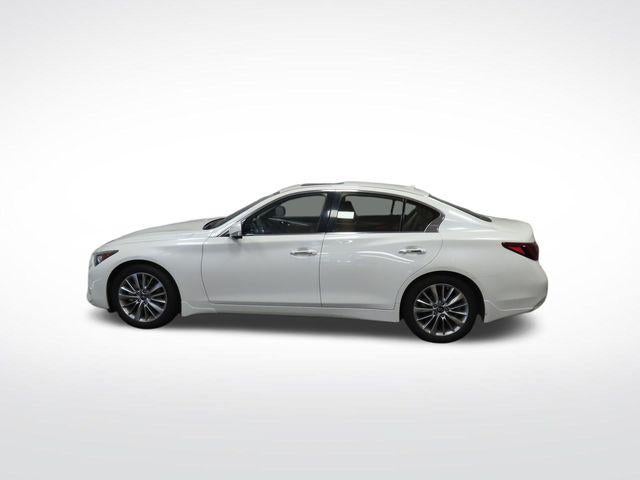 2023 INFINITI Q50 LUXE