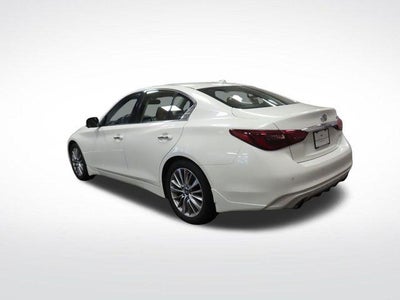 2023 INFINITI Q50 LUXE