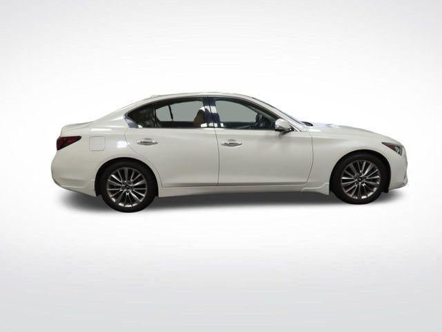 2023 INFINITI Q50 LUXE