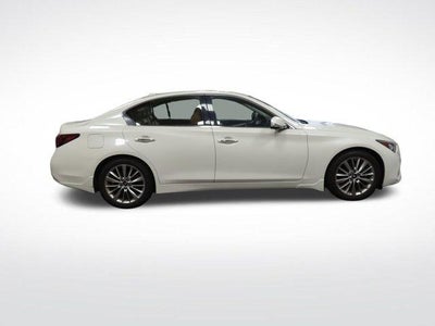 2023 INFINITI Q50 LUXE