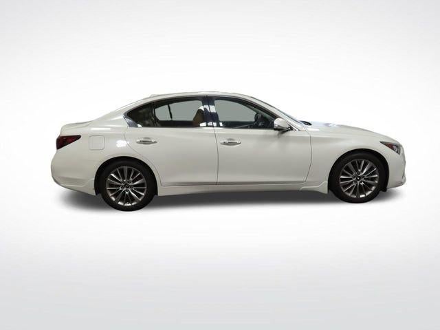 2023 INFINITI Q50 LUXE