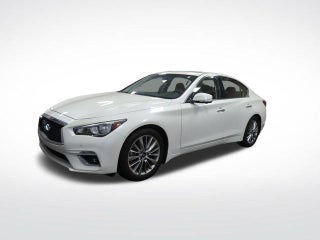 2023 INFINITI Q50 LUXE