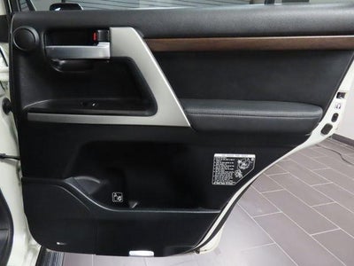 2016 Toyota Land Cruiser VXR