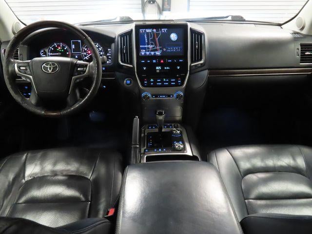 2016 Toyota Land Cruiser VXR