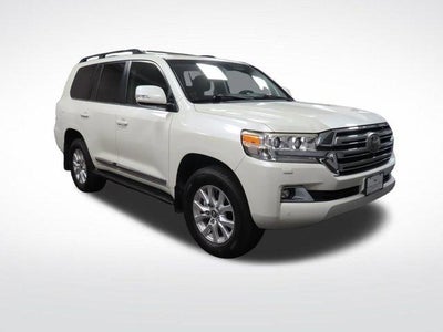 2016 Toyota Land Cruiser VXR
