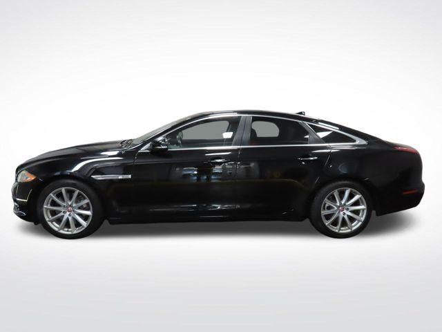 2015 Jaguar XJ Base
