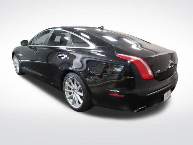 2015 Jaguar XJ Base