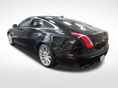 2015 Jaguar XJ Base