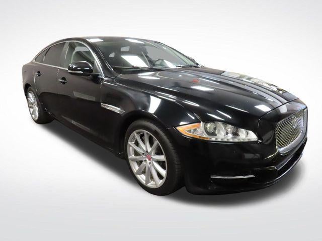 2015 Jaguar XJ Base