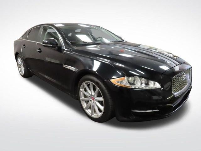 2015 Jaguar XJ Base