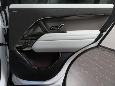 2025 Land Rover Range Rover Sport SE