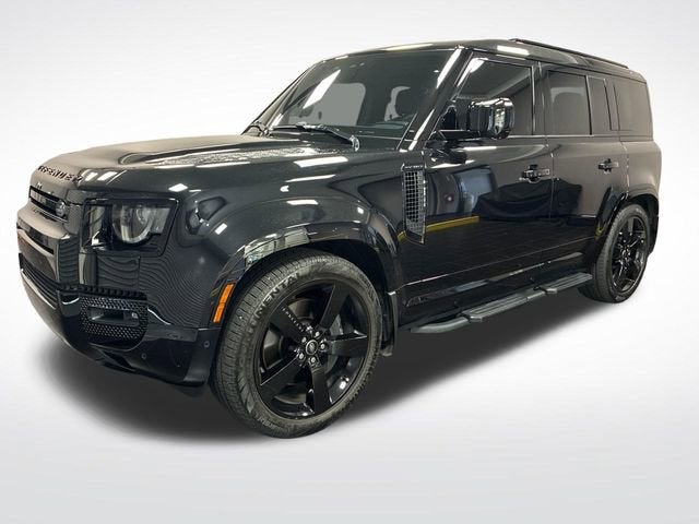 2025 Land Rover Defender X-Dynamic SE