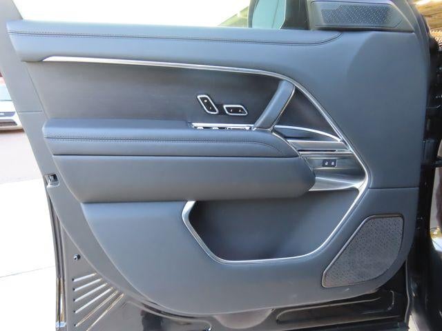 2025 Land Rover Range Rover Autobiography