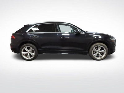 2021 Audi Q8 Premium Plus