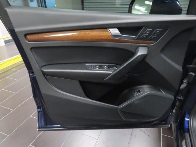 2022 Audi Q5 S line Premium