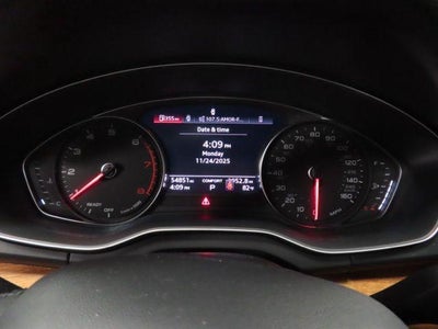 2022 Audi Q5 S line Premium