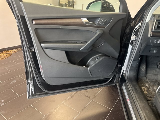 2024 Audi Q5 S line Premium
