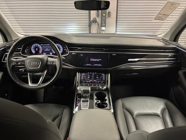2025 Audi Q7 Premium Plus