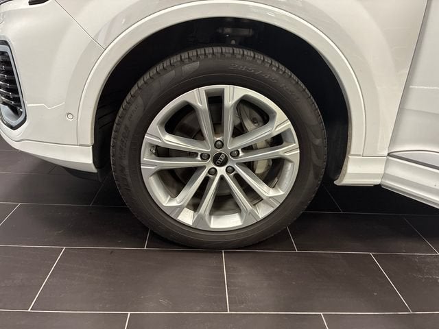 2025 Audi Q7 Premium Plus