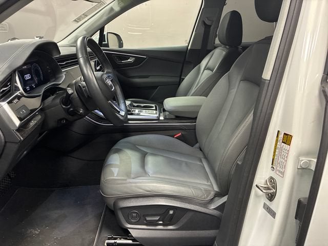 2025 Audi Q7 Premium Plus
