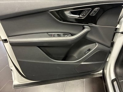 2023 Audi Q7 Premium Plus