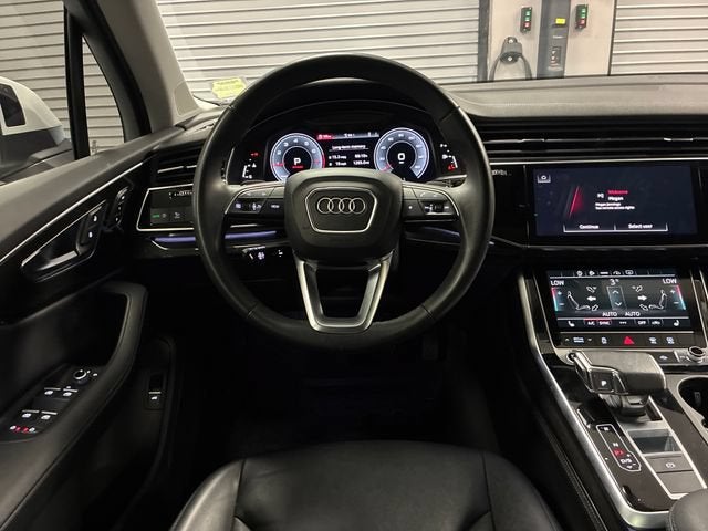 2023 Audi Q7 Premium Plus