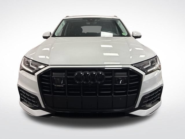 2023 Audi Q7 Premium Plus