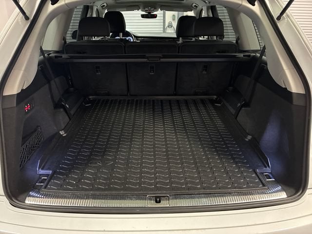 2023 Audi Q7 Premium Plus