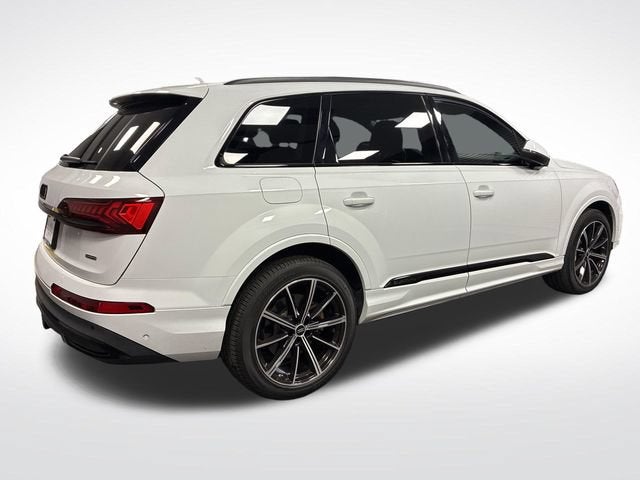 2023 Audi Q7 Premium Plus