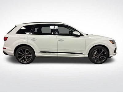 2023 Audi Q7 Premium Plus