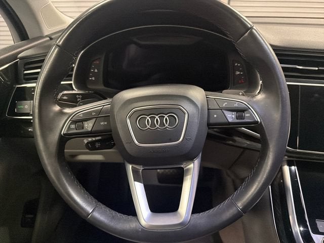 2022 Audi Q7 Premium Plus