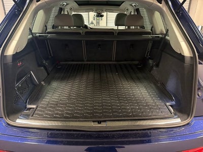 2022 Audi Q7 Premium Plus